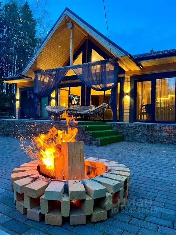 Дом в Московская область, Лобня Луговая мкр, ул. Фрунзе, 4 (150 м) - Фото 1