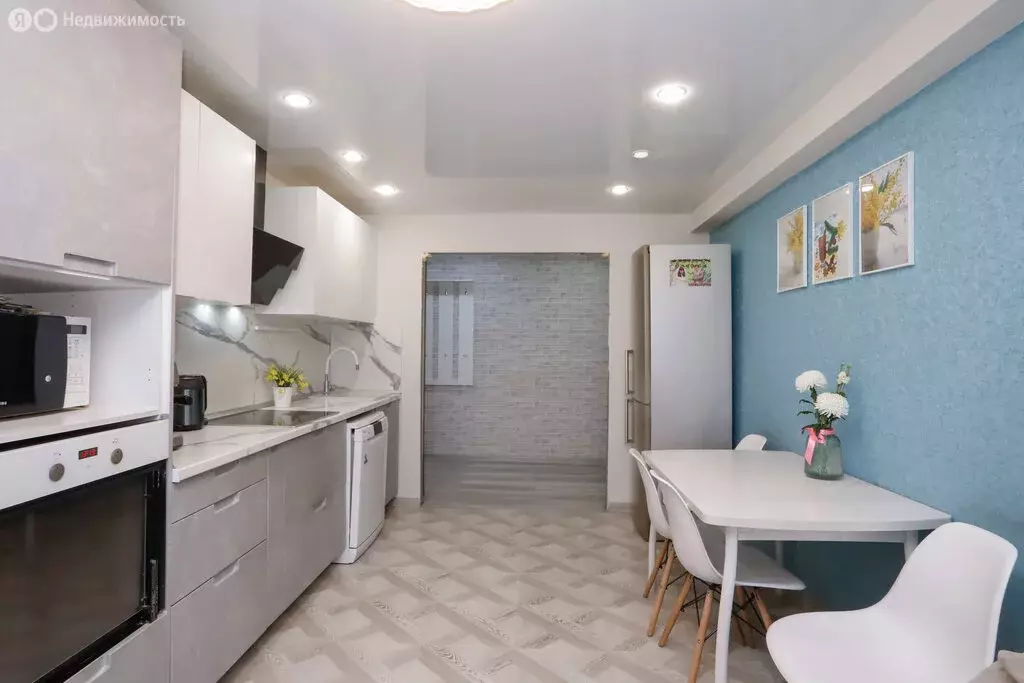 3-комнатная квартира: Иркутск, улица Баумана, 229/2 (75.1 м) - Фото 1