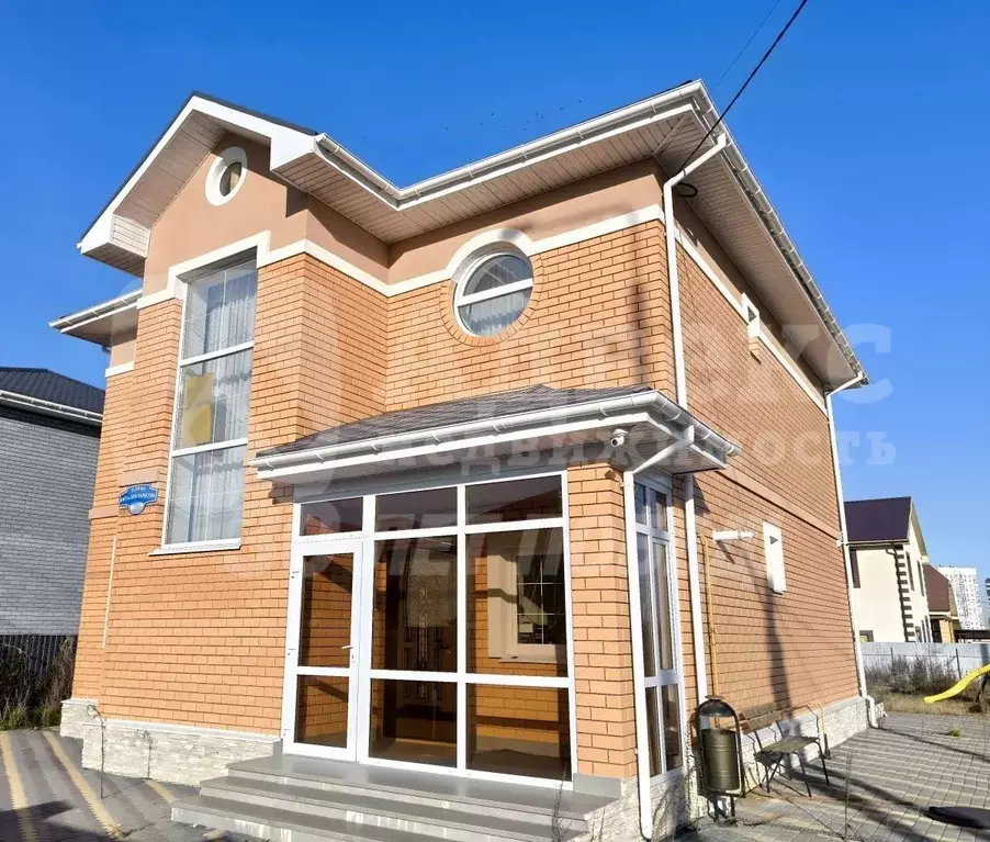 Коттедж в Тюменская область, Тюмень проезд Виталия Тарасова (170 м) - Фото 1