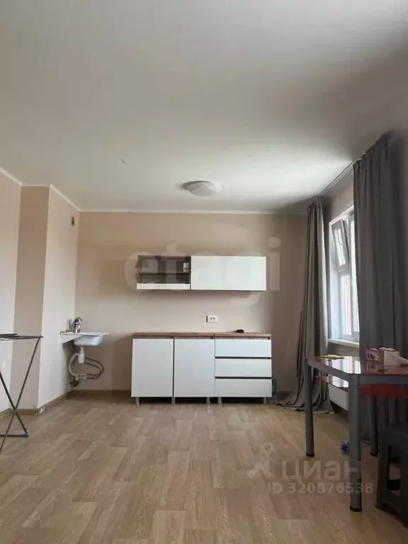 Студия Красноярский край, Красноярск Соколовская ул., 20Б (36.2 м) - Фото 1