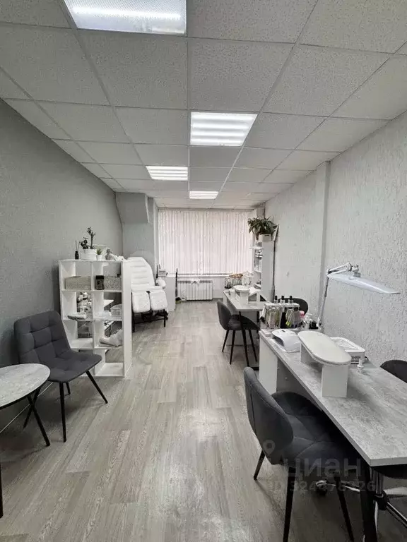 Помещение свободного назначения в Татарстан, Казань просп. Ямашева, ... - Фото 1