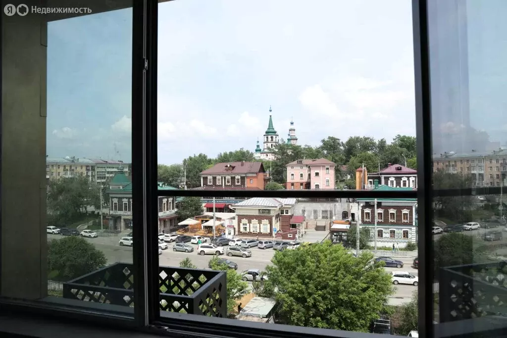 2-комнатная квартира: Иркутск, улица Красного Восстания, 24 (82 м) - Фото 1
