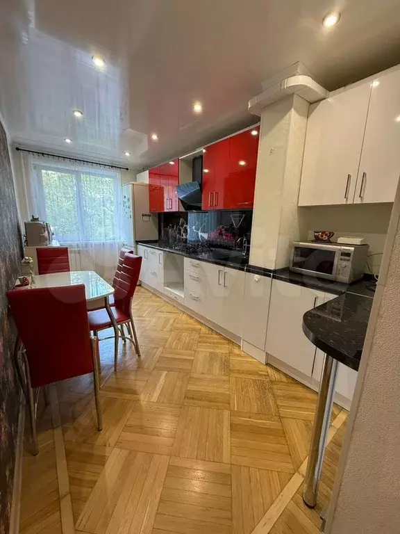 3-к. квартира, 66 м, 3/10 эт. - Фото 1