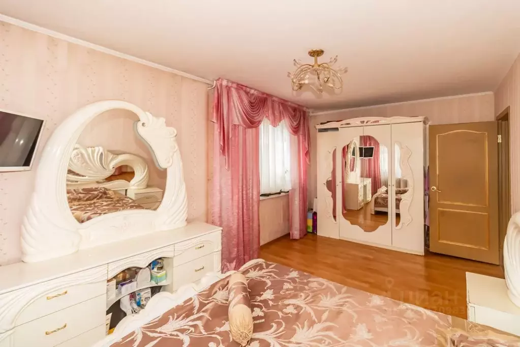 3-к кв. Челябинская область, Челябинск ул. Гончаренко, 93 (60.9 м) - Фото 1