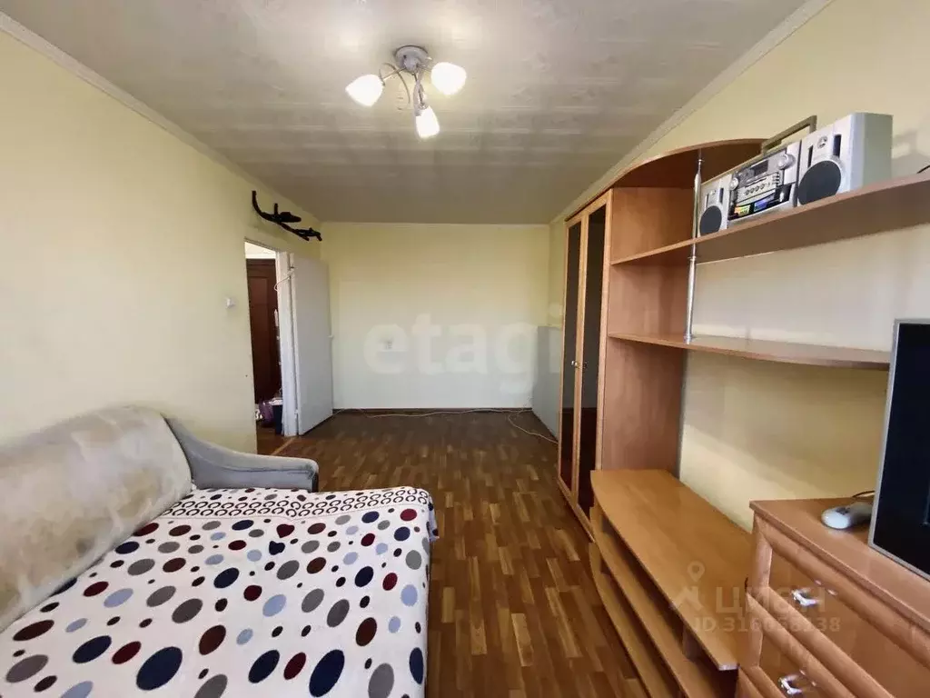 1-к кв. Псковская область, Печоры Индустриальная ул., 4 (32.8 м) - Фото 1