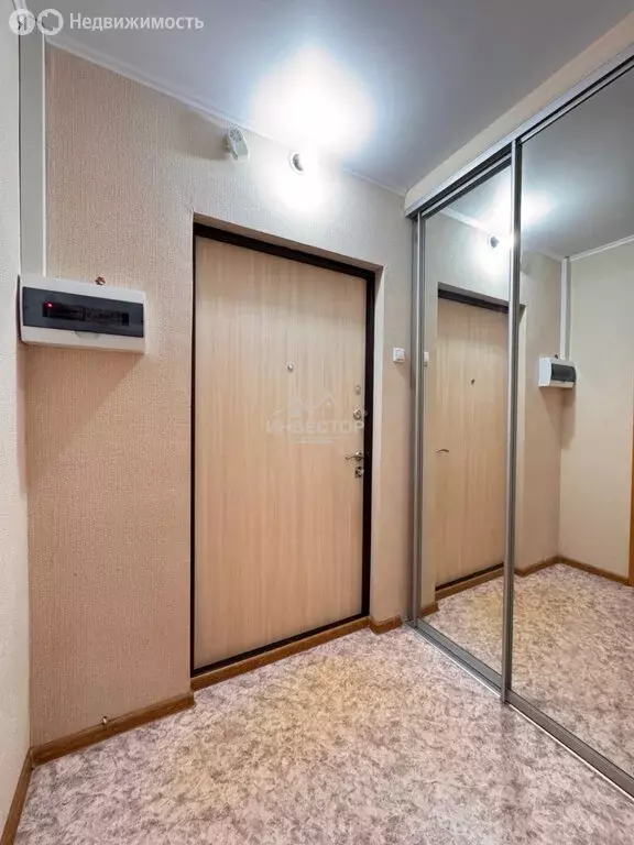1-комнатная квартира: Челябинск, улица Мира, 63А (31.8 м) - Фото 0