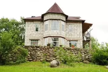 Дом в Псковская область, Пушкинские Горы рп ул. Аэродромная, 21 (250 ... - Фото 0