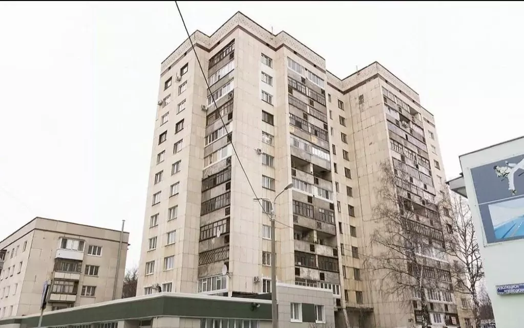 2-к кв. Башкортостан, Уфа Революционная ул., 167А (66.3 м) - Фото 0