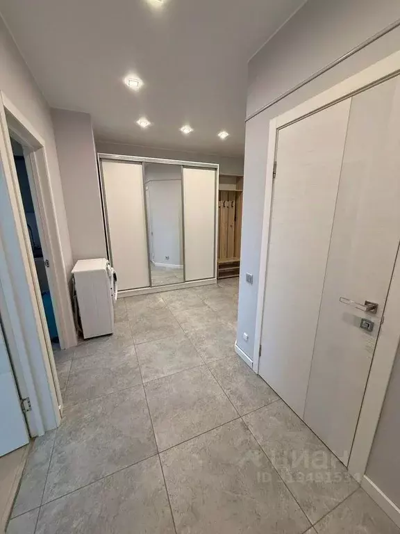 2-к кв. Тюменская область, Тюмень ул. Газовиков, 35 (56.0 м) - Фото 1