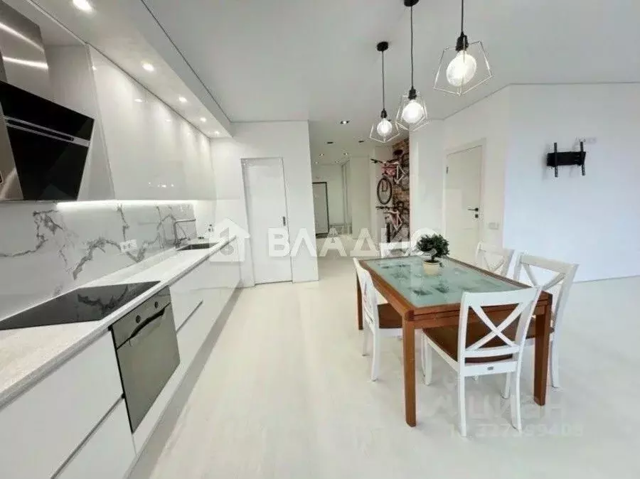 3-к кв. Белгородская область, Белгород ул. Горького, 54В (100.0 м) - Фото 1