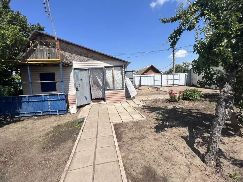 Дом в Саратовская область, Балаковский район, Натальинское ... - Фото 2