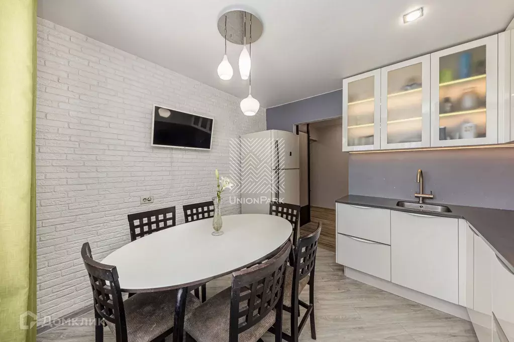 Продаётся 4-к квартира, 84.9 м - Фото 0