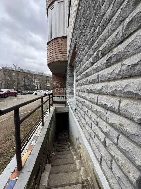 Помещение свободного назначения в Коми, Сыктывкар Коммунистическая ... - Фото 1