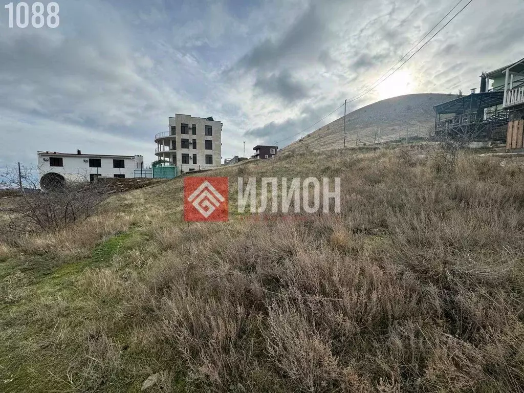 Участок в Крым, Судак городской округ, с. Солнечная Долина ул. ... - Фото 0