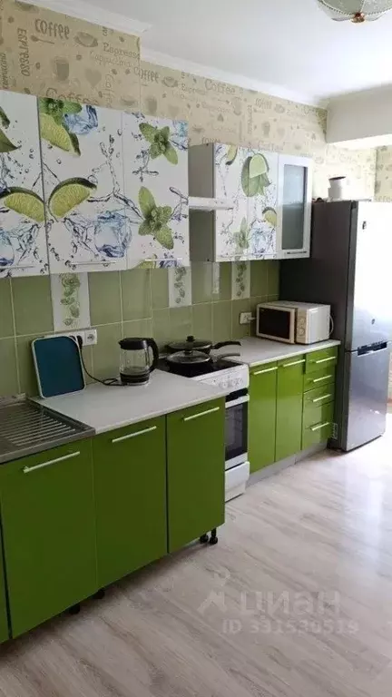 3-к кв. Крым, Симферополь ул. Караманова, 3 (80.0 м) - Фото 1