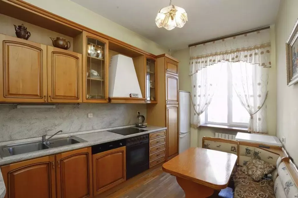 3-к кв. Иркутская область, Иркутск ул. Марата, 2 (77.5 м) - Фото 1