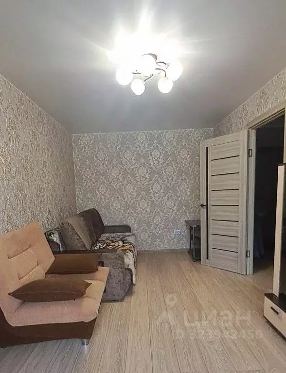 2-к кв. Карелия, Кемь пл. Кирова, 4 (42.0 м) - Фото 1