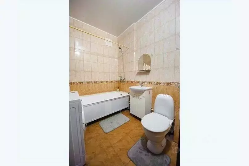 1-к кв. Оренбургская область, Оренбург ул. Высотная, 4 (50.0 м) - Фото 1