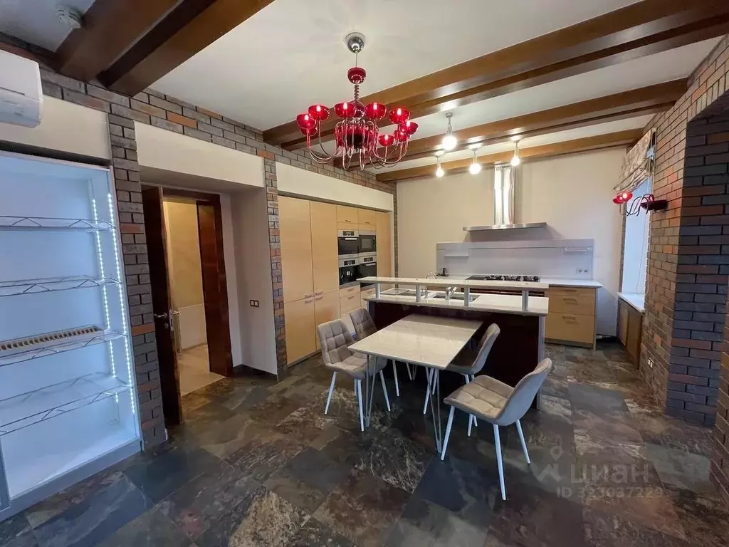 Коттедж в Московская область, Одинцовский городской округ, д. ... - Фото 1