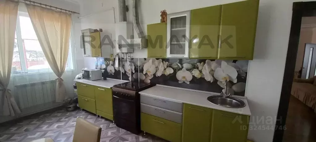 Дом в Адыгея, Майкоп Кооперативная ул., 58 (118 м) - Фото 1