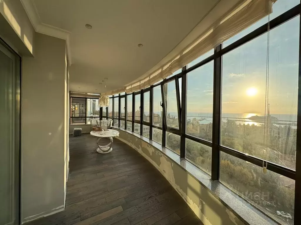 3-к кв. Краснодарский край, Сочи Центральный мкр, ул. Войкова, 21 ... - Фото 1