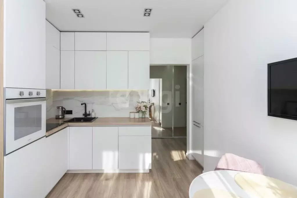 3-к кв. Тюменская область, Тюмень ул. Николая Федорова, 24 (69.0 м) - Фото 1