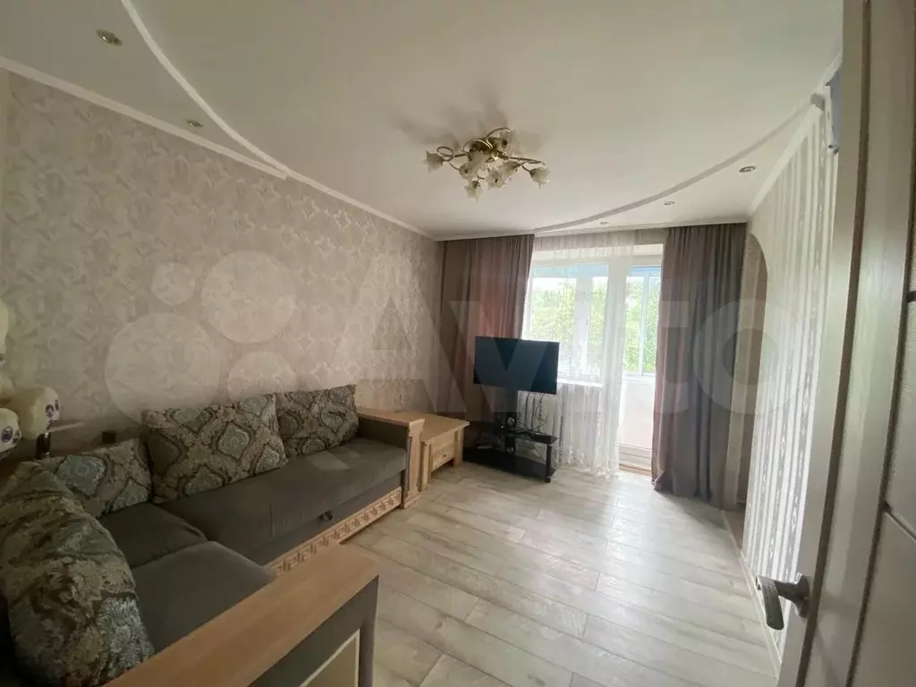 2-к. квартира, 45 м, 5/5 эт. - Фото 0