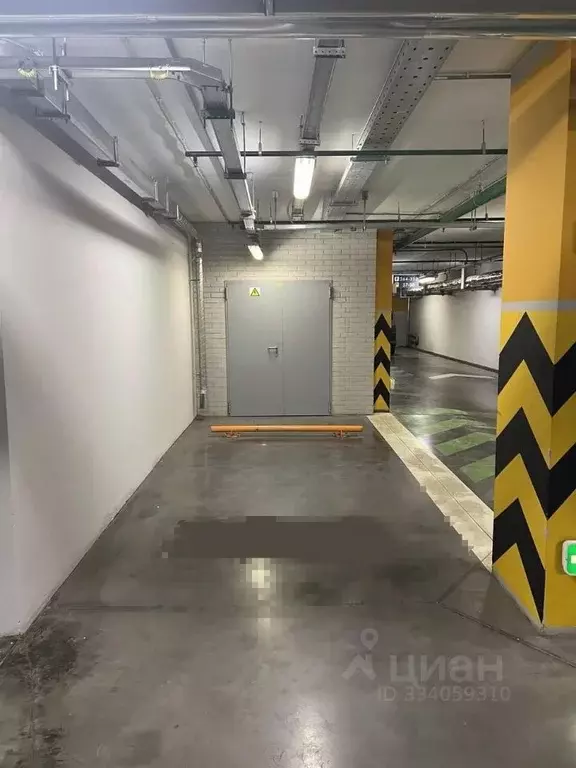 Гараж в Москва Трубецкая ул., 12 (19 м) - Фото 2