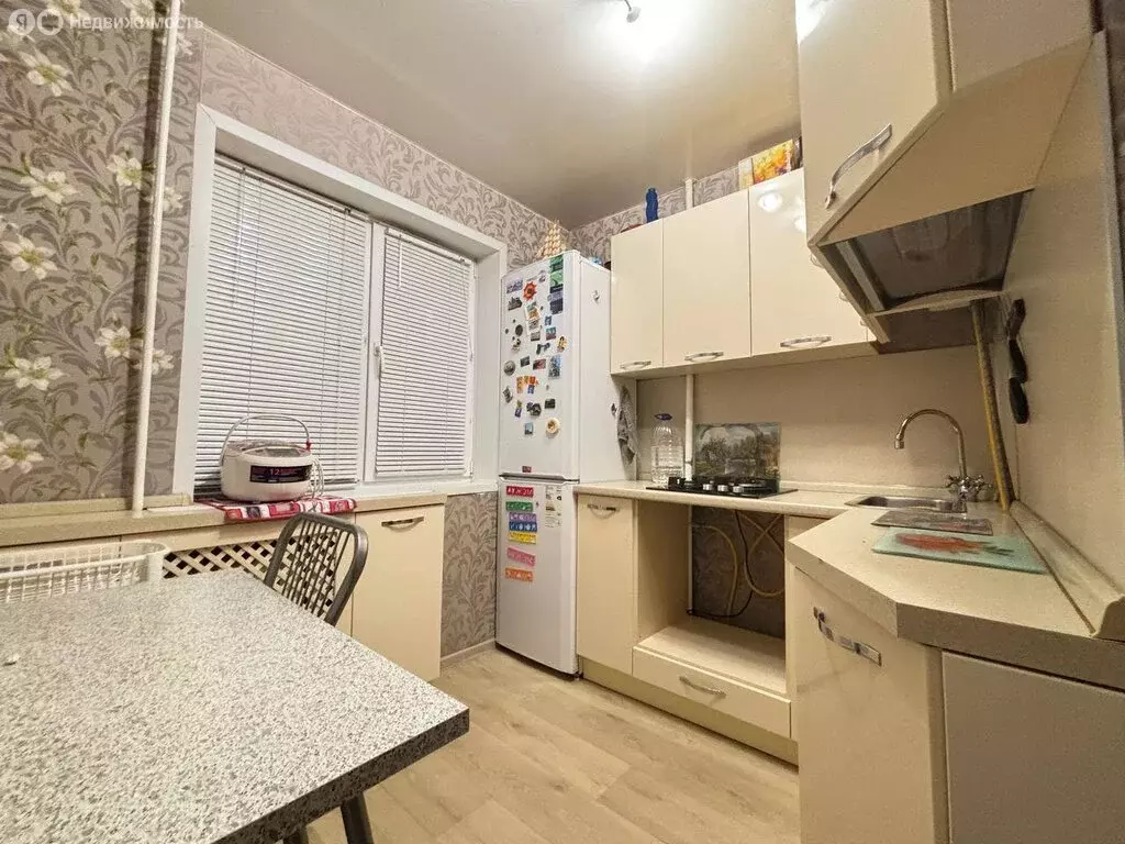 2-комнатная квартира: Казань, улица Гудованцева, 41 (50 м) - Фото 0