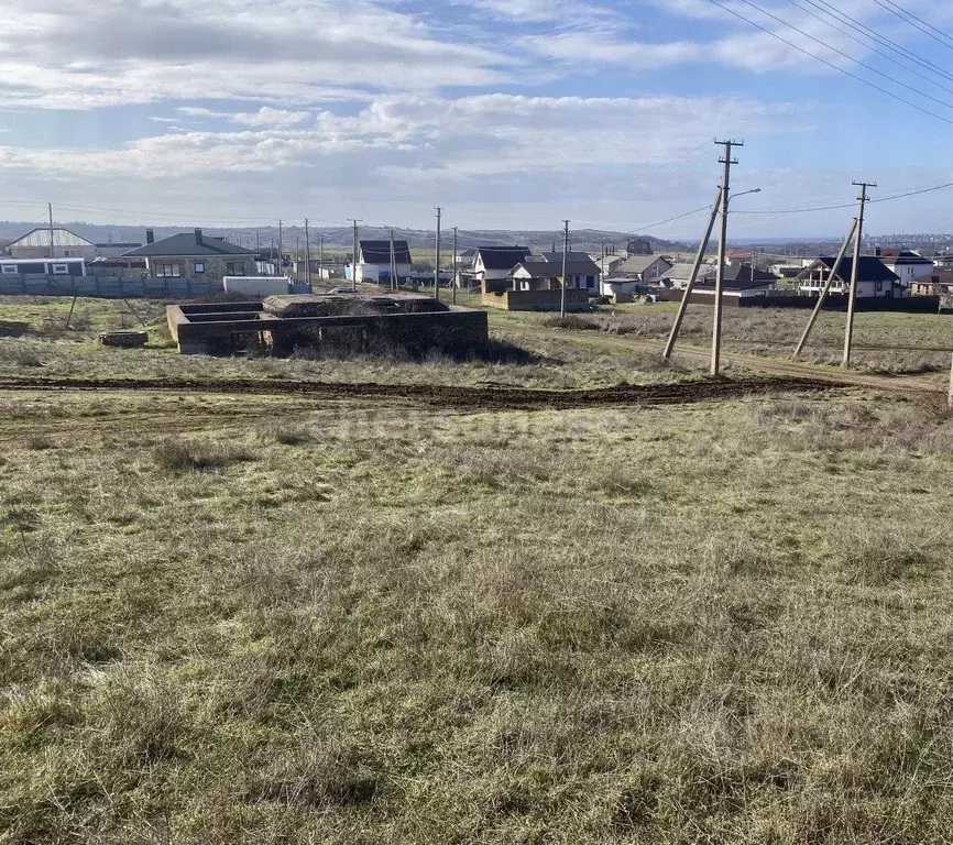 Участок в Севастополь с. Вишневое, ул. Дружбы (7.0 сот.) - Фото 1