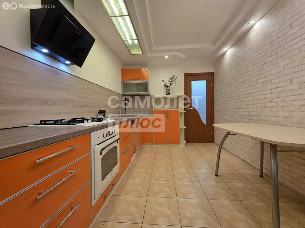 2-комнатная квартира: Йошкар-Ола, улица Кирова, 11В (60 м) - Фото 1