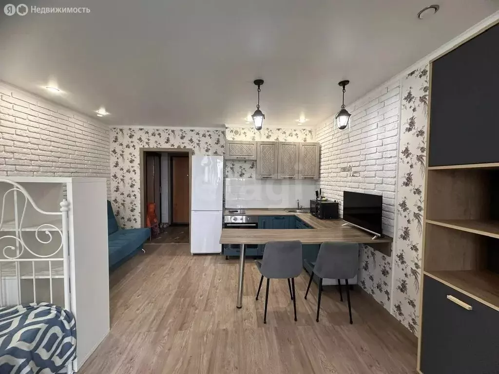 Квартира-студия: Оренбург, улица Братьев Хусаиновых, 2/2 (32 м) - Фото 2