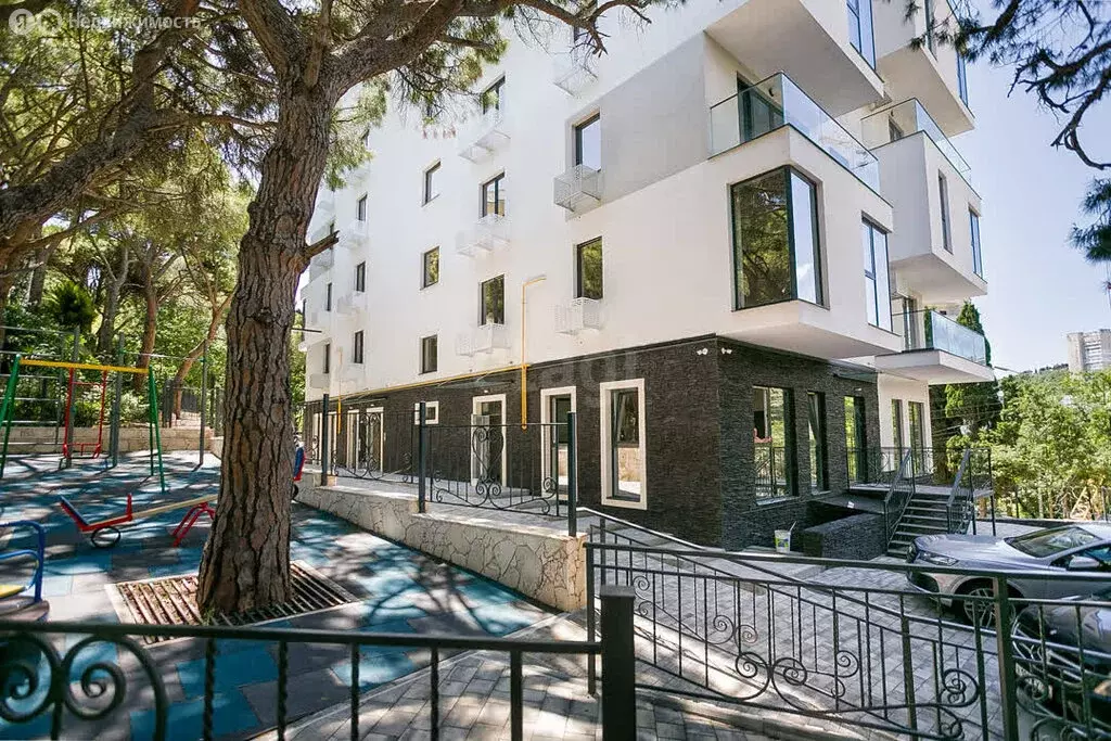 2-комнатная квартира: Ялта, улица Руданского, 49А (91.6 м) - Фото 2