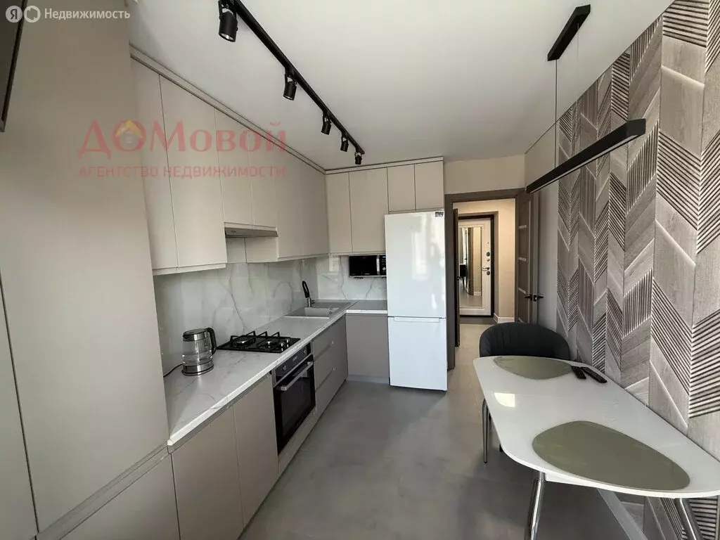 1-комнатная квартира: Смоленск, улица 100-летия Комсомола, 1 (33 м) - Фото 1