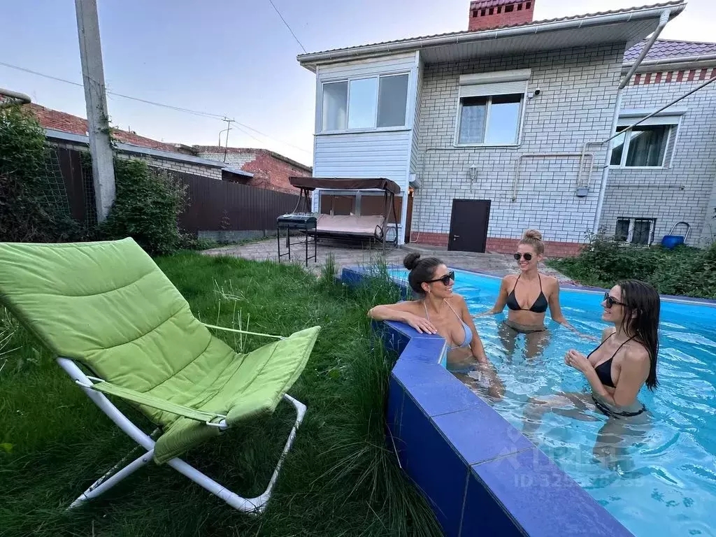Дом в Саратовская область, Энгельс Красноармейская ул., 9 (240 м) - Фото 1