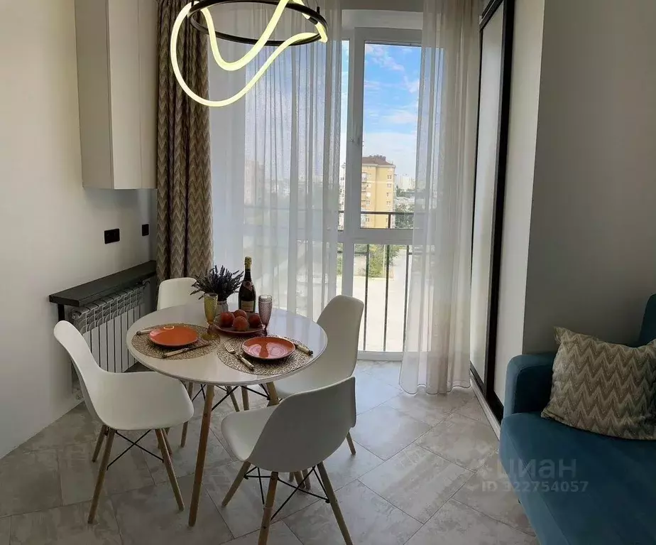 1-к кв. Крым, Евпатория просп. Ленина, 68 (50.0 м) - Фото 1