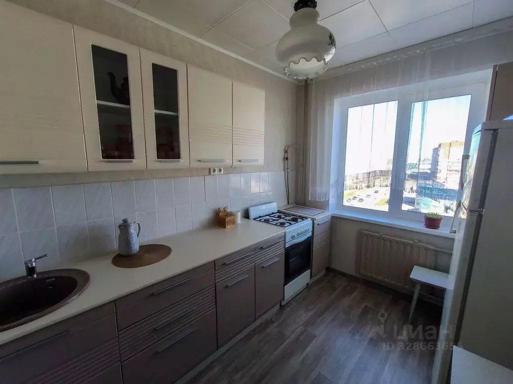 3-к кв. Псковская область, Псков Коммунальная ул., 44 (64.0 м) - Фото 2