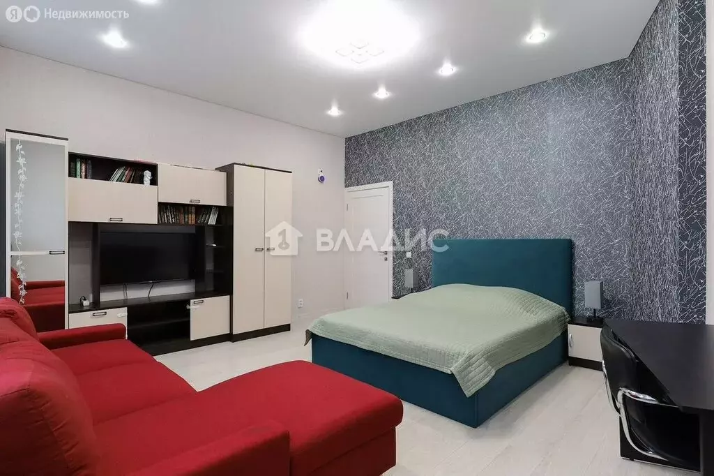 3-комнатная квартира: Калининград, улица Дзержинского, 1 (70 м) - Фото 2