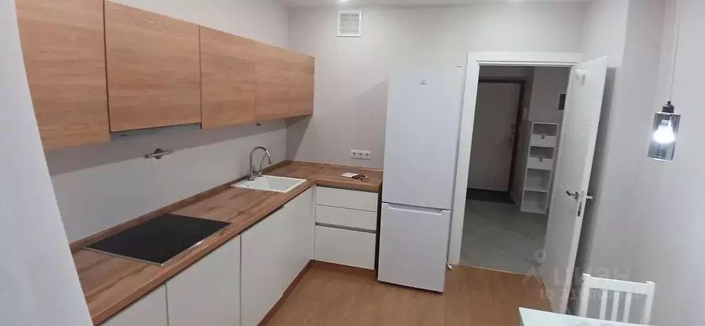 1-к кв. Татарстан, Казань ул. Рауиса Гареева, 107 (40.1 м) - Фото 0