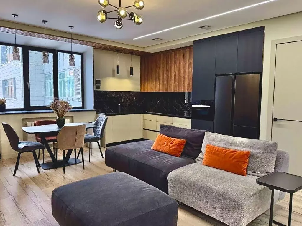 Продается 3-комнатная квартира - Фото 0