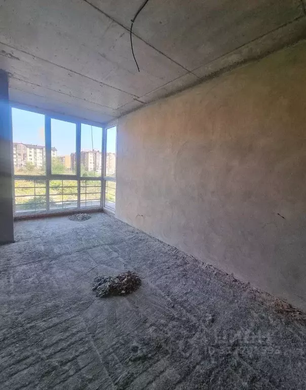 3-к кв. Северная Осетия, Владикавказ ул. Билара Кабалоева, 20А (71.0 ... - Фото 1