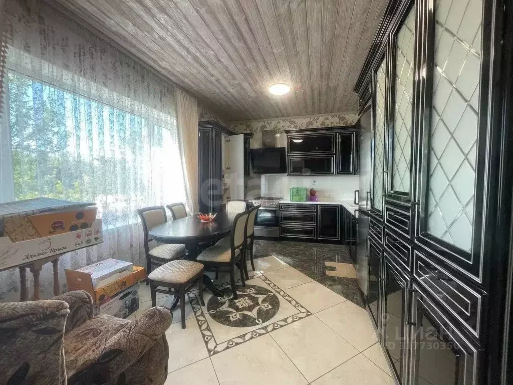 Дом в Крым, Симферополь ул. Космонавтов, 4 (231 м) - Фото 0
