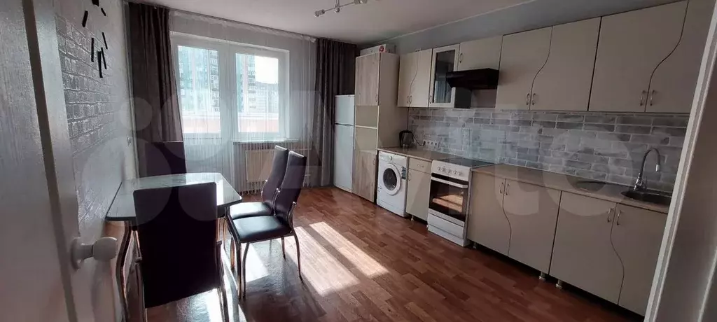 2-к. квартира, 64 м, 9/16 эт. - Фото 0