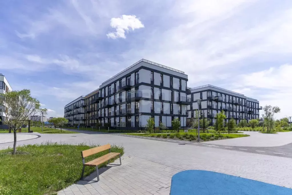 1-к кв. Тюменская область, Тюмень ул. Федюнинского, 30к9 (47.8 м) - Фото 1