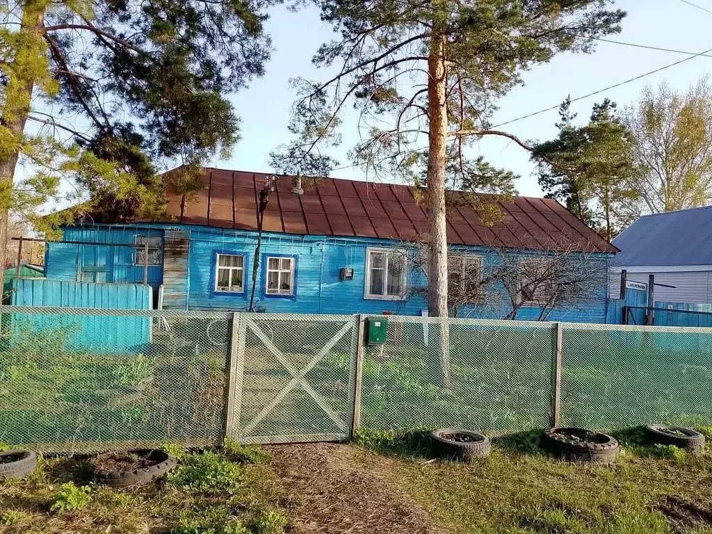 Дом в Оренбургская область, с. Октябрьское ул. Солнечная (70 м) - Фото 2