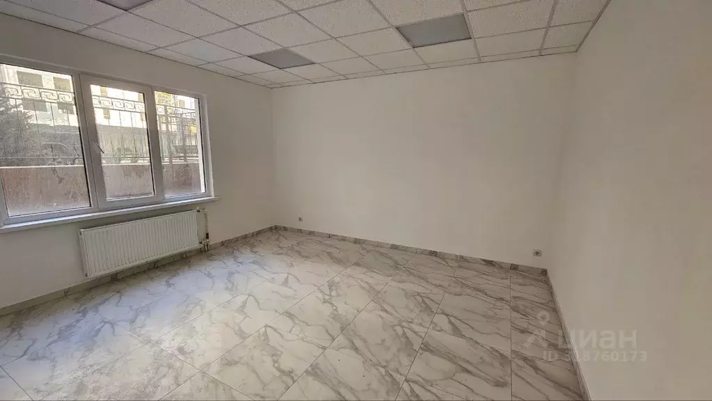 Помещение свободного назначения в Севастополь ш. Лабораторное, 33Бк2 ... - Фото 0