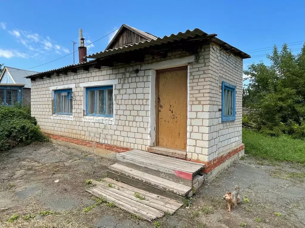 Дом в Оренбургская область, Домбаровский поссовет, пос. Домбаровский ... - Фото 1
