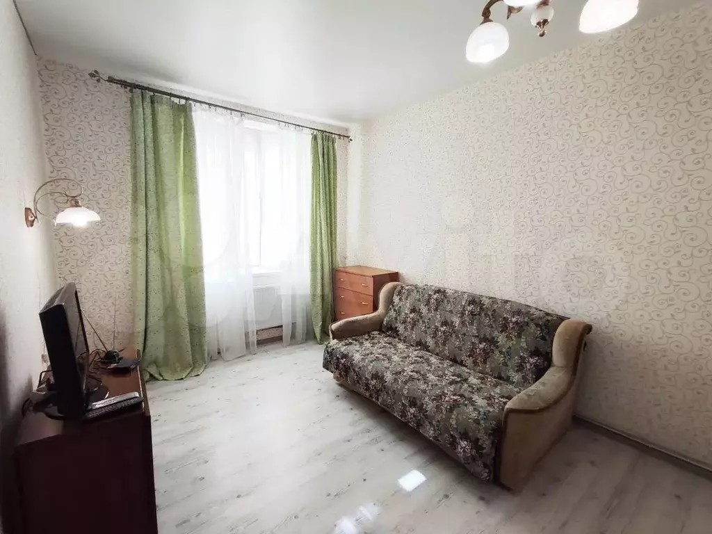 1-к. квартира, 43 м, 8/9 эт. - Фото 0