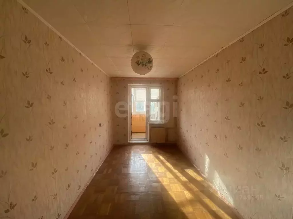 2-к кв. Вологодская область, Череповец Любецкая ул., 27 (56.4 м) - Фото 0