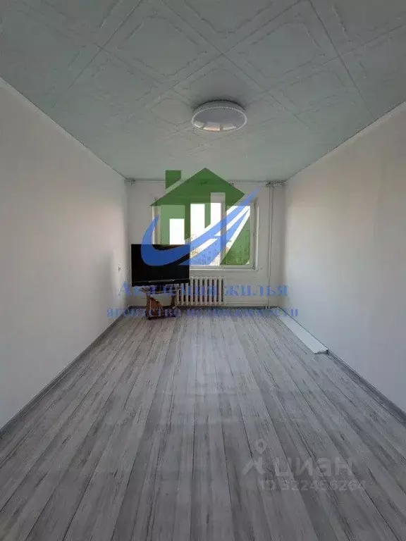 2-к кв. Оренбургская область, Орск пос. ОЗТП, просп. Космонавтов (47.6 ... - Фото 1